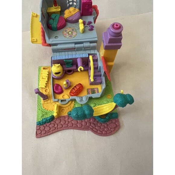 VTG 1994 POLLY POCKET POLLYVILLE KITTY HOUSE COMPACT No People - Picture 5 of 7